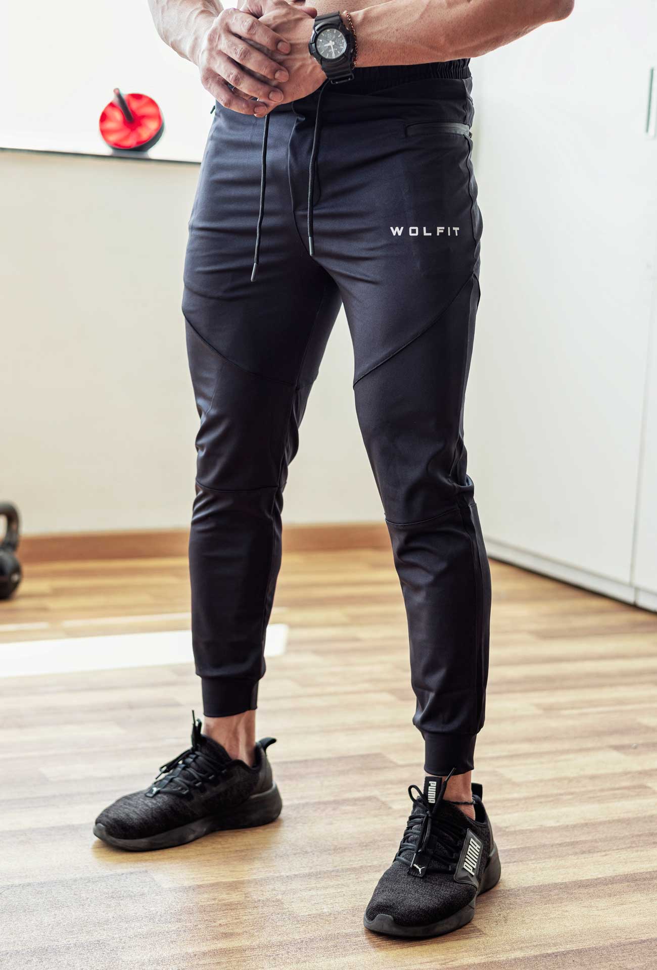 trackpant-vertex-jogger-black-wolfit