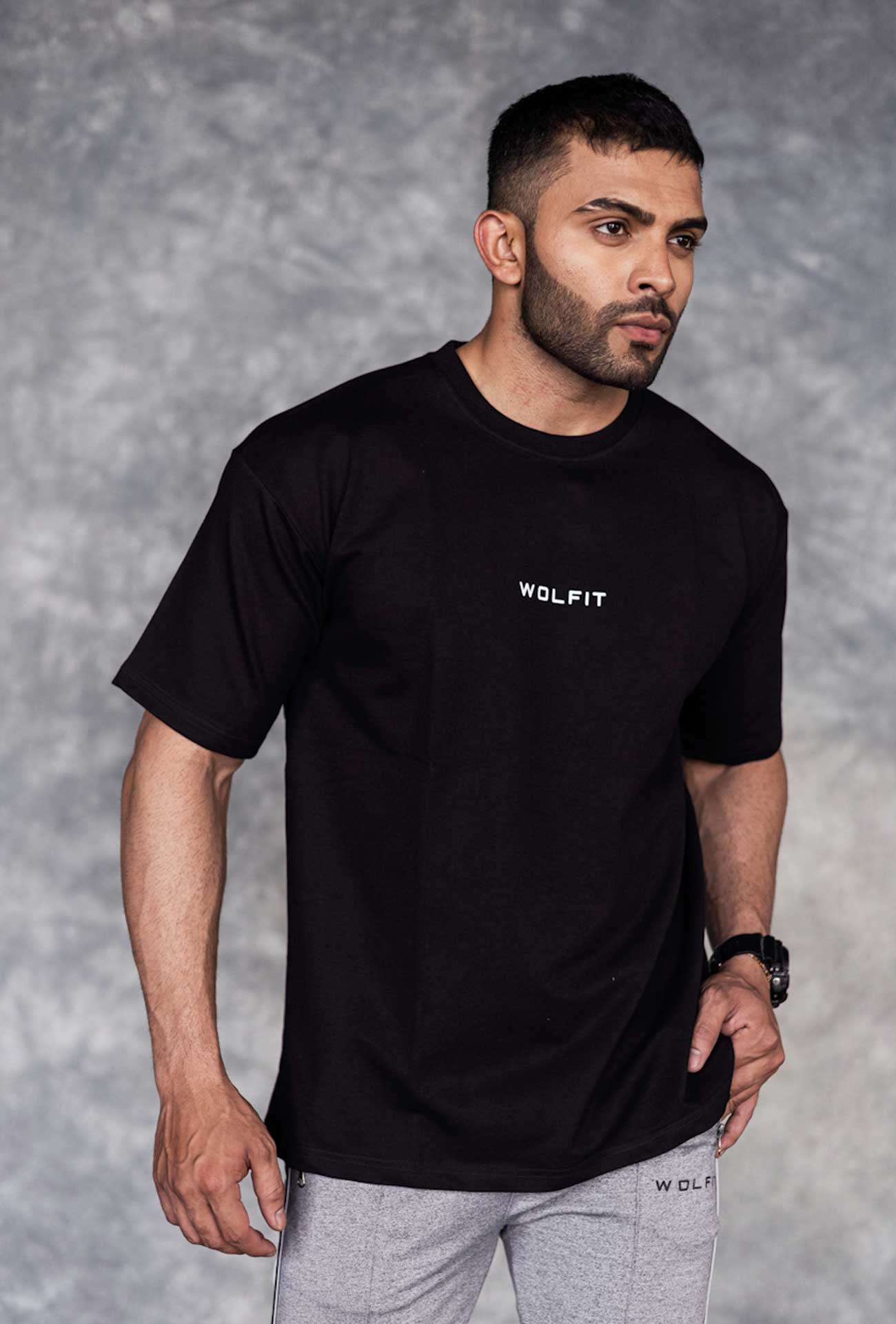 oversize-black-wolfit-claw-tshirt
