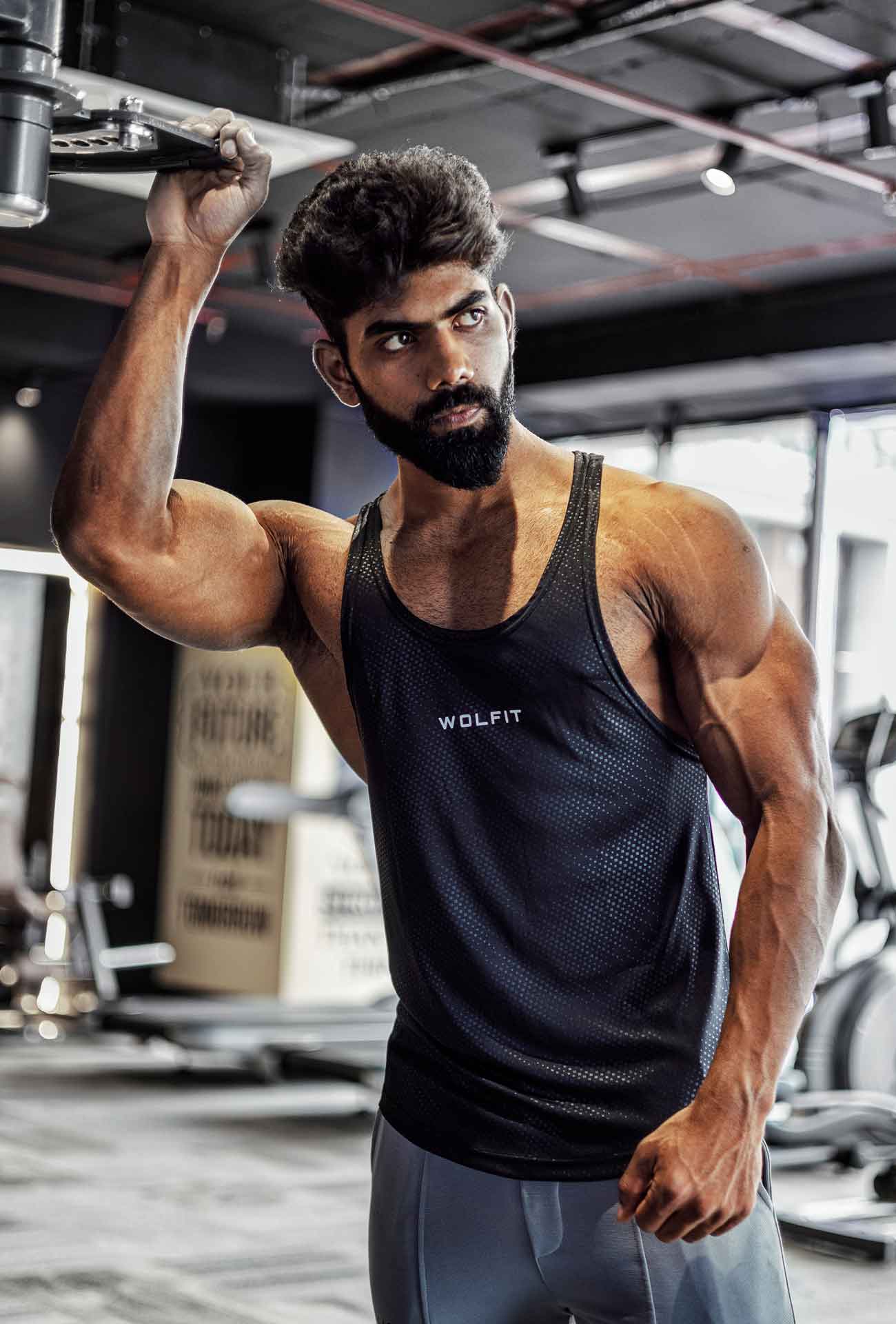 emboss-wolfit-black-stringer-vest-stripe