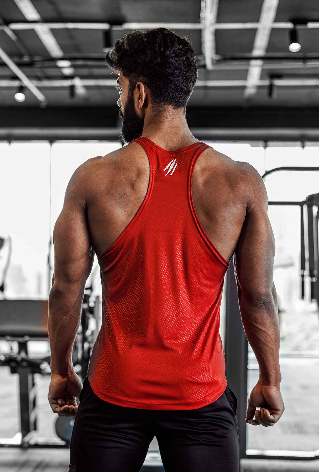 emboss-wolfit-red-stringer-vest-stripe