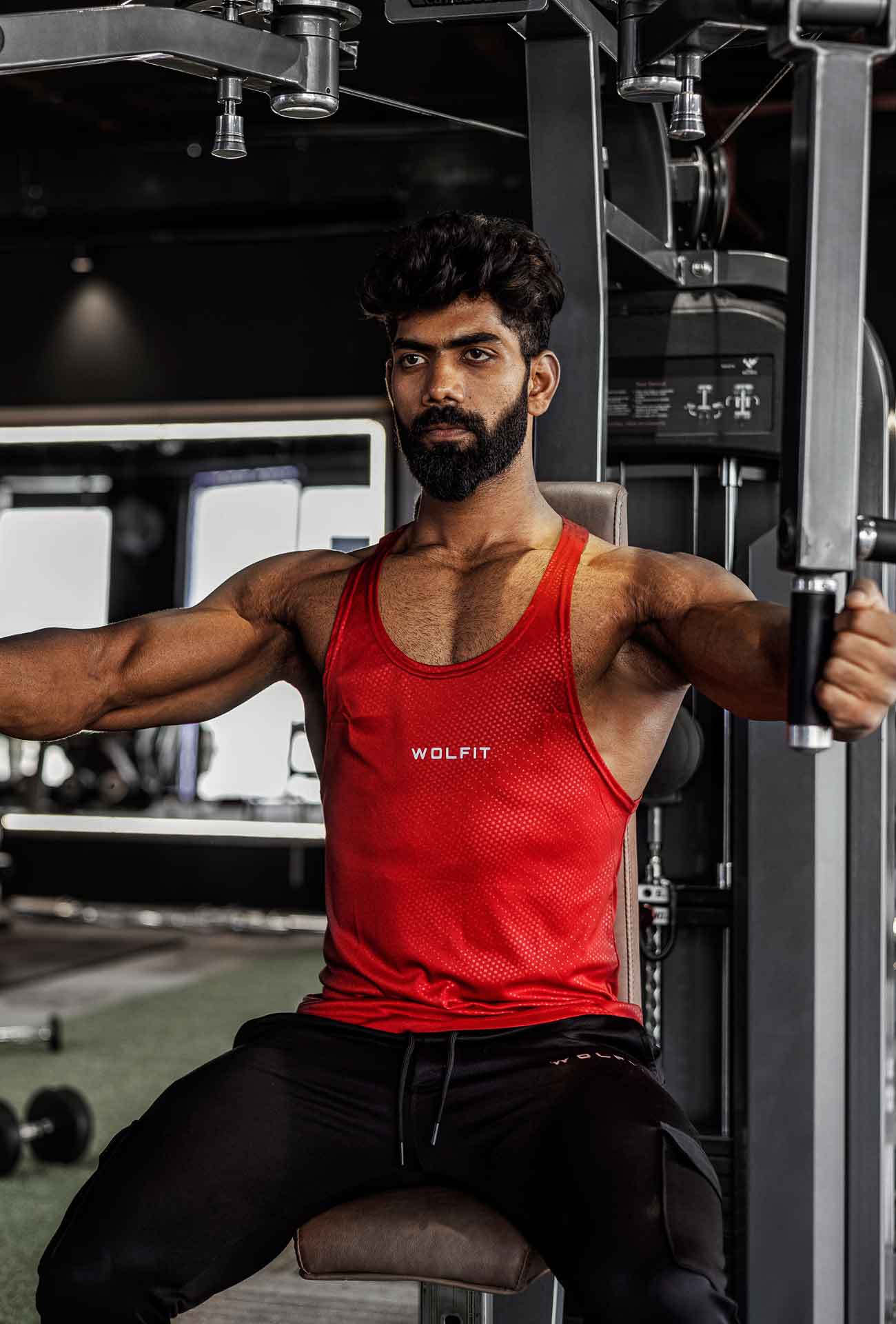 vest-wolfit-red-emboss-stringer-stripe