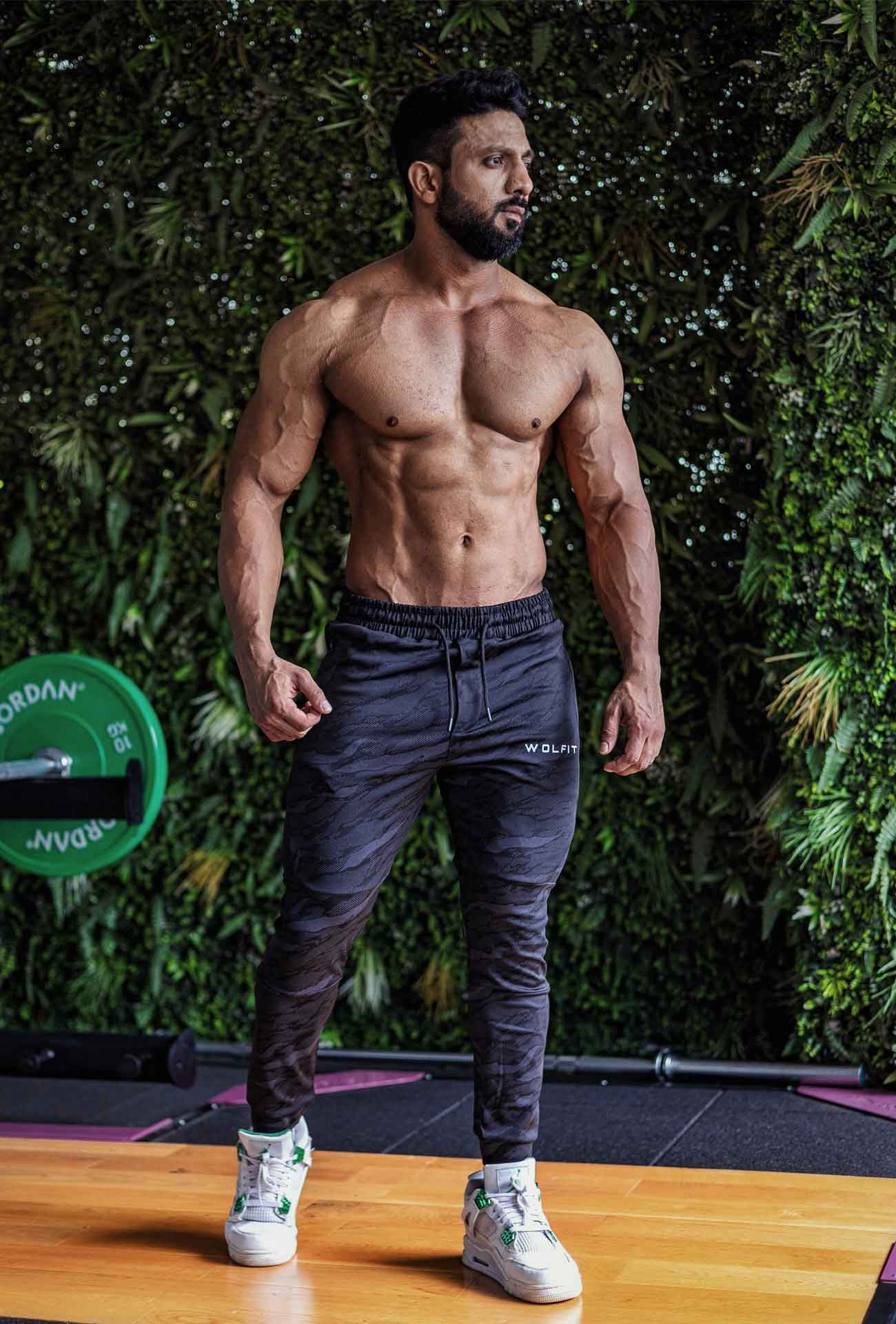 lower-camo-trackpant-wolfit-black