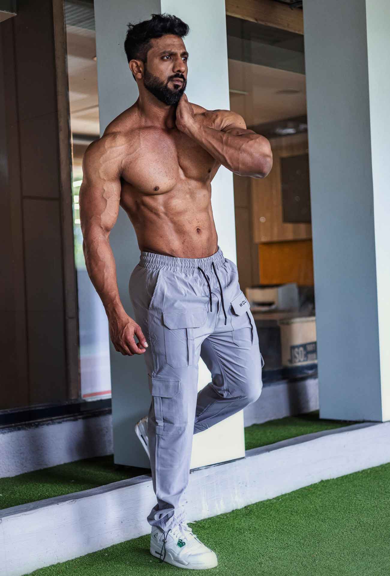 wolfit-trackpant-max-cargo-grey-joggers